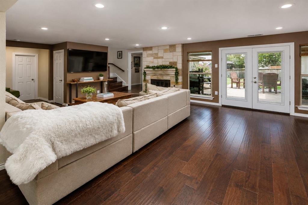 1433 Lincoln Place