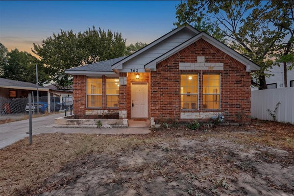 762 BETHPAGE AVE, DALLAS, TX 75217 - Image b4a5a4e2c6b1de33e9297db54eda7b68/721588476