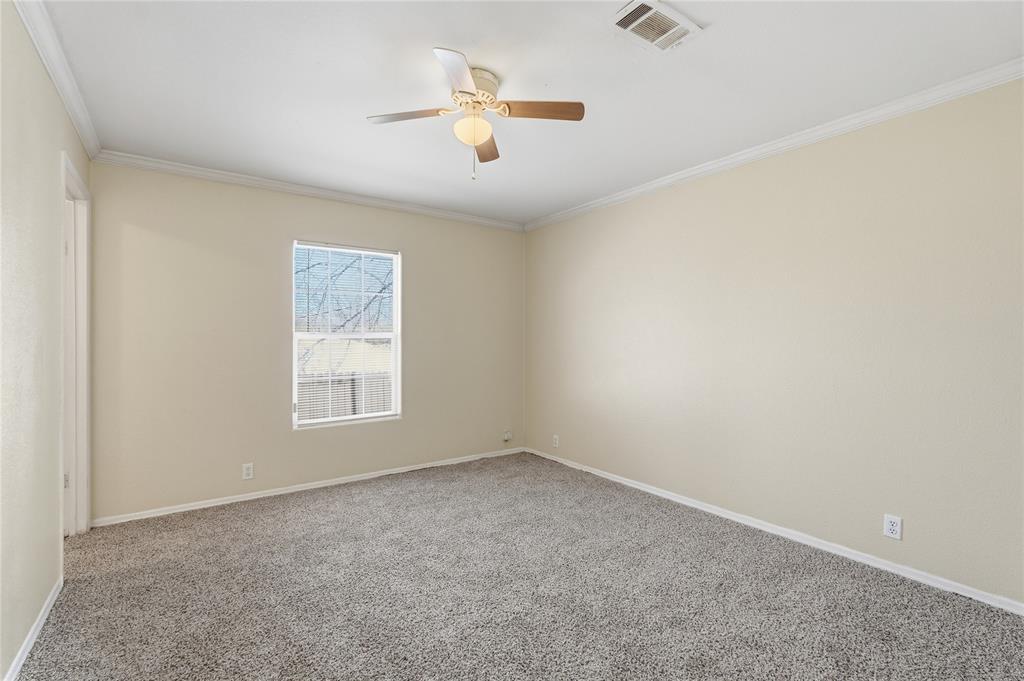 Trinity Heights 03 - Residential Income