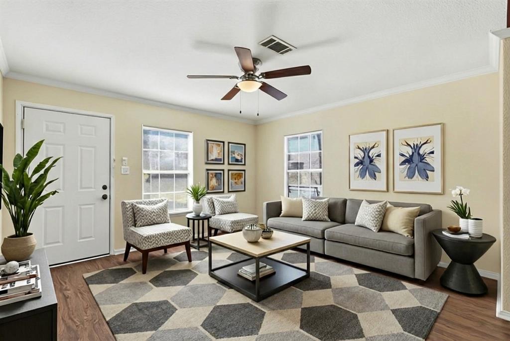 2313 Fernwood Avenue