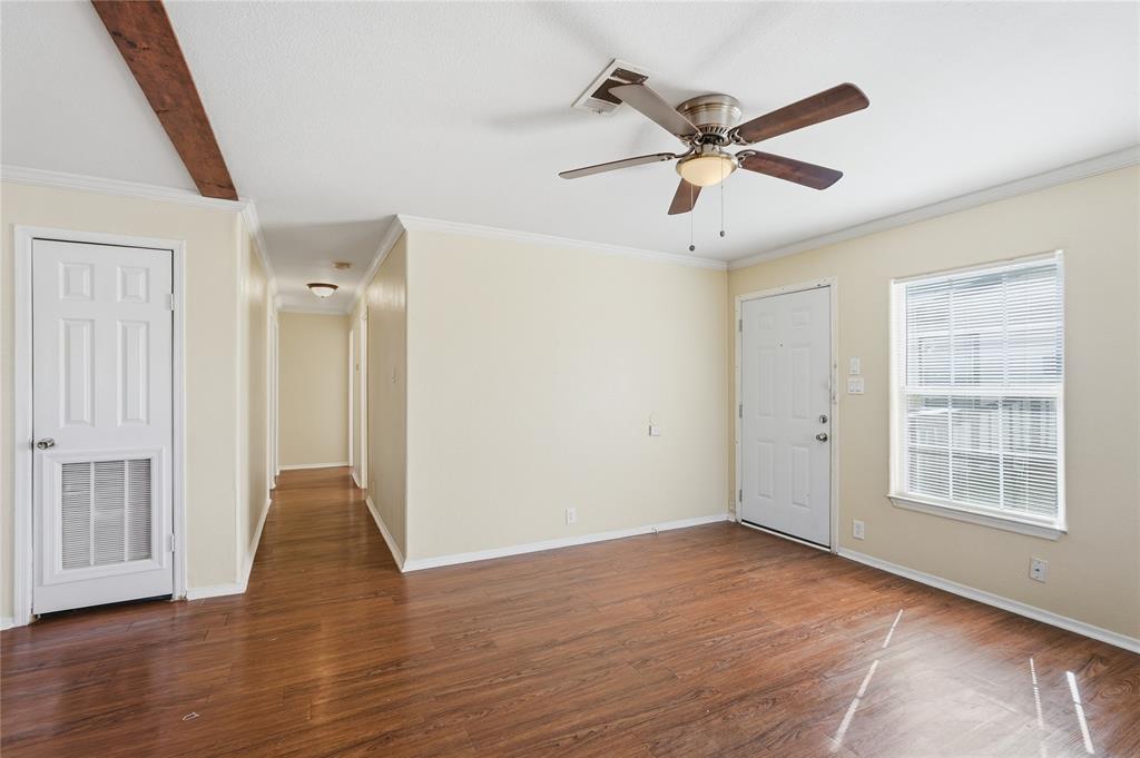 Trinity Heights 03 - Residential Income