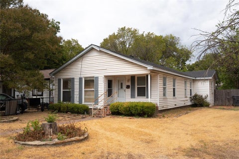 Photo of 6735 Woodard Avenue, Dallas, TX 75227 (MLS # 21402386)