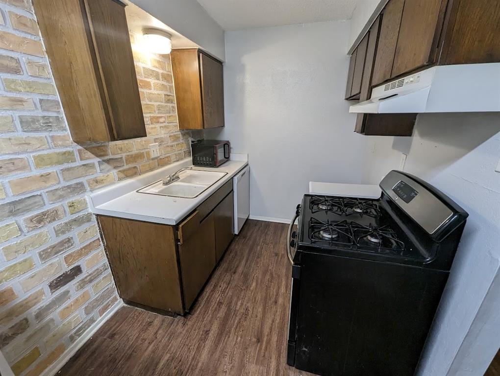 Spanish Gardens Condo - Residential