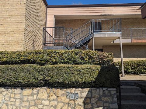 6004 Westridge Lane 704 Fort Worth TX 76116