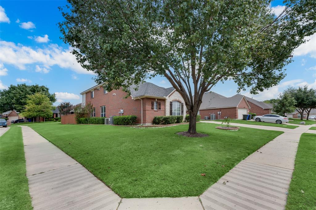 2512 Goodnight Trail