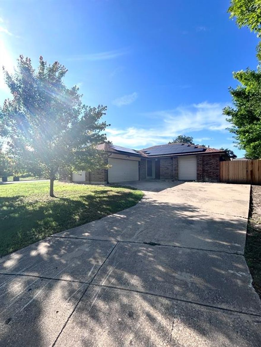 Welcome to this charming, one-owner home nestled on a desirable corner lot within a quiet cul-de-sac. The home boasts ample parking with a long driveway and additional street availability and is conveniently located near shopping, restaurants, Lockheed, and the Naval Air Station.
Inside, discover a meticulously maintained interior featuring new flooring and an updated master shower that adds a touch of luxury. The kitchen and utility room offer custom drawers inside the cabinets, and the bedrooms offer closets designed for maximum storage. Enjoy shade from the trees which include magnolias, red maple, nectarine, peach, and a small pecan tree! Don't miss the opportunity to own this exceptional property that combines comfort, functionality, and a prime location!