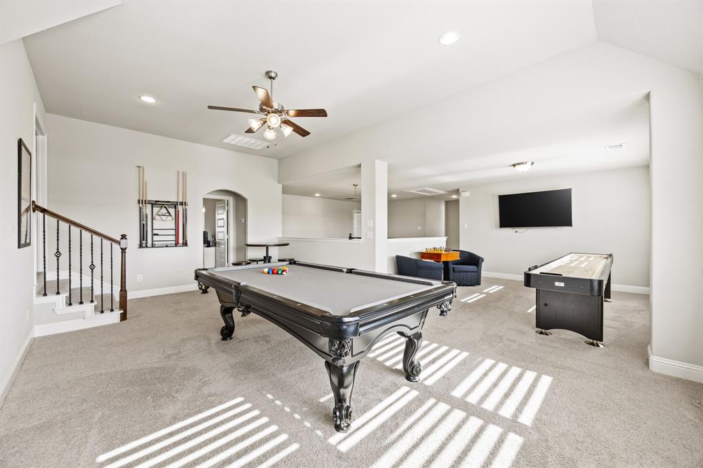 121 Majors - Residential