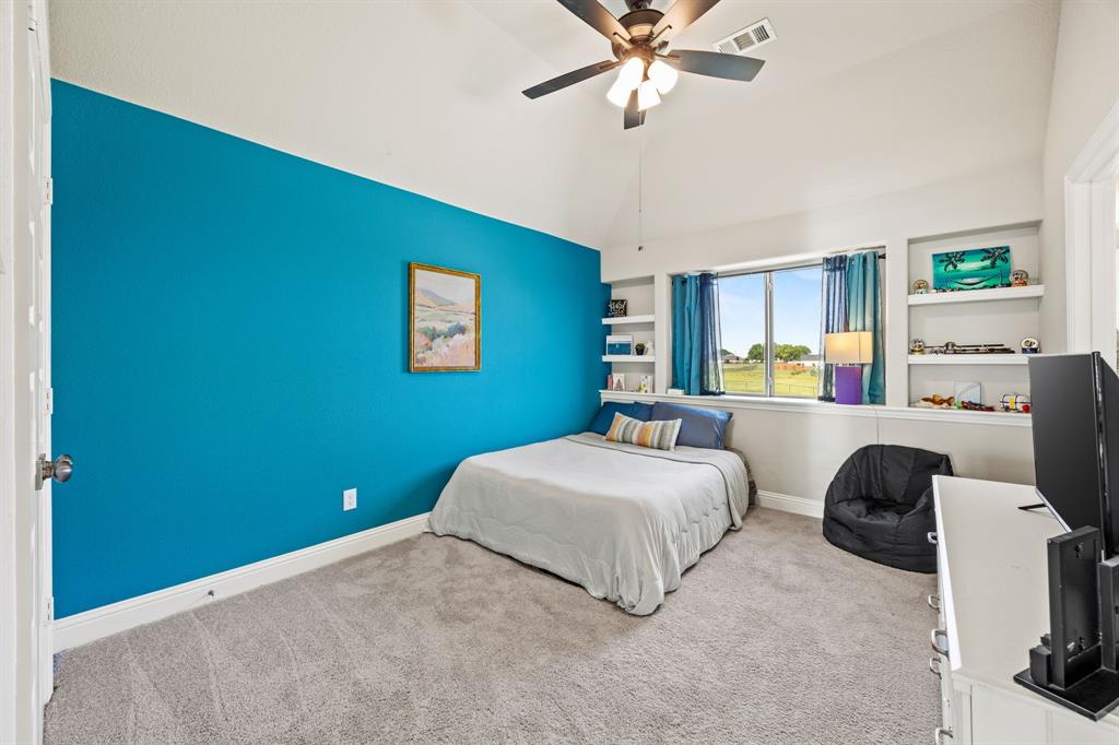 121 Majors - Residential