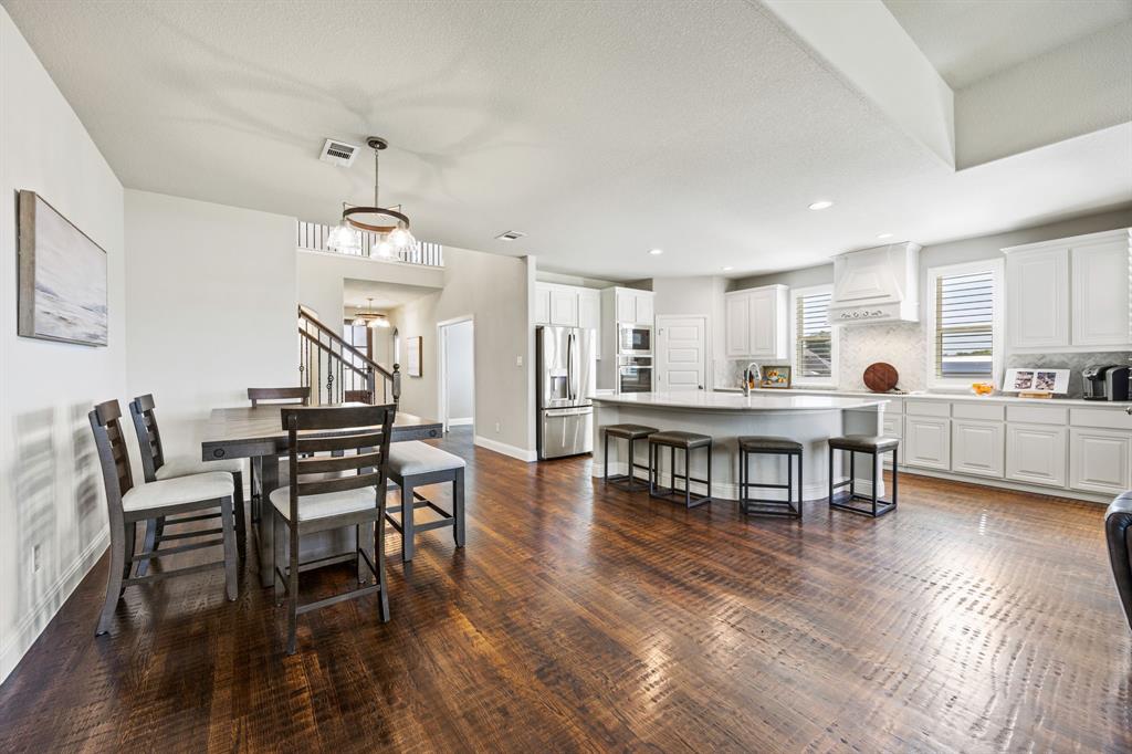 121 Majors - Residential