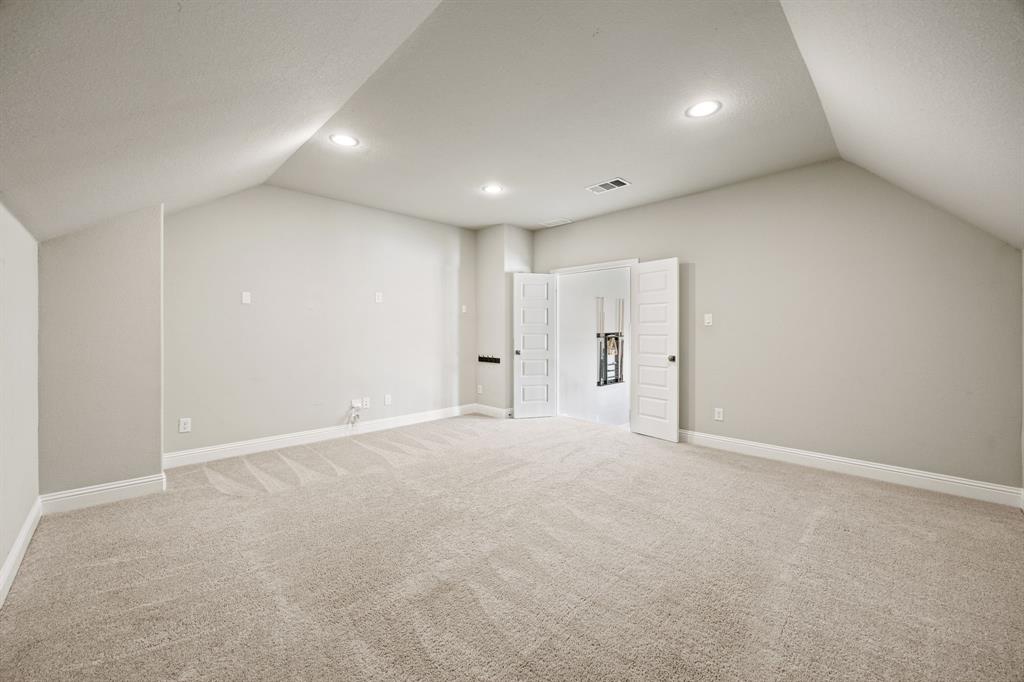 121 Majors - Residential