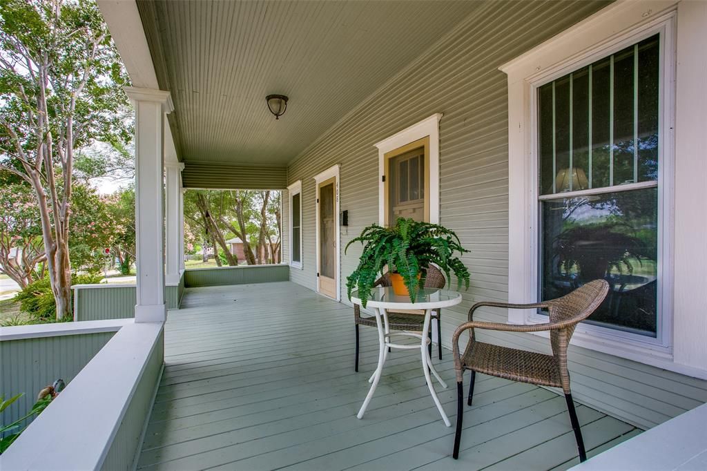 Photo of 408 Munson Street, Rockwall, TX 75087 (MLS # 21045258)