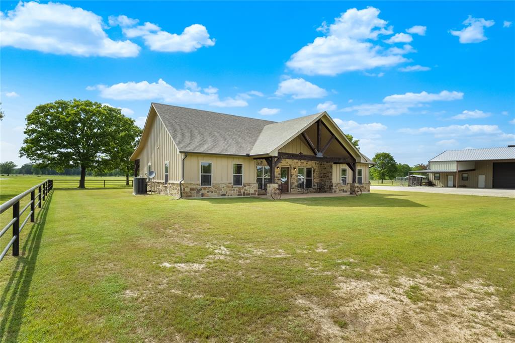 3549 Farm Road 69 N