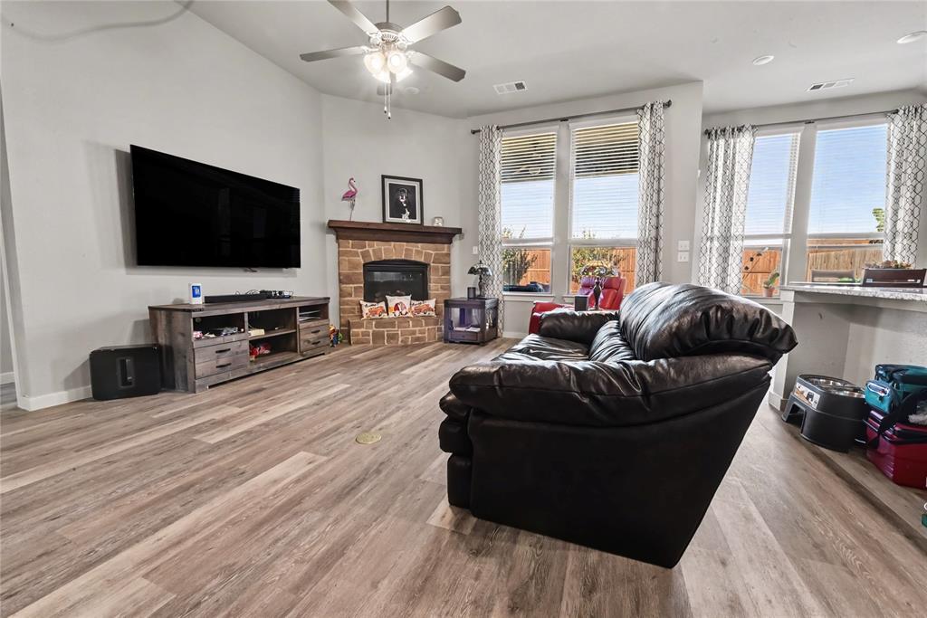 1548 Seminole Drive