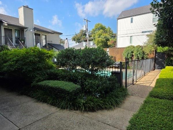 Munger Place Condos - Residential