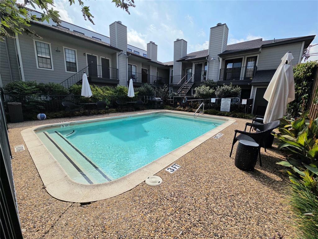 Munger Place Condos - Residential