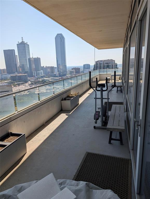 Residential Condo - Residential