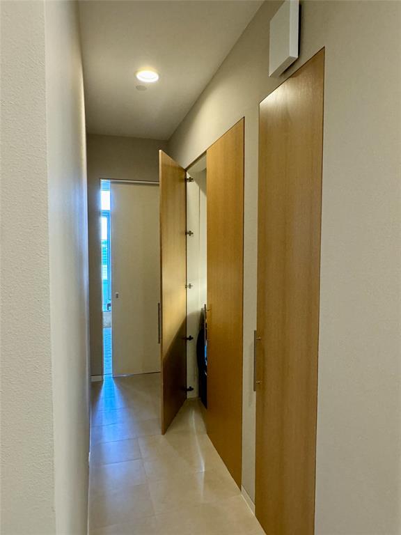 Residential Condo - Residential