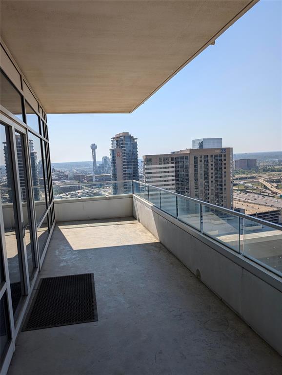 Residential Condo - Residential