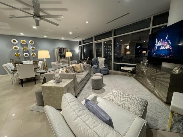 Residential Condo - Residential