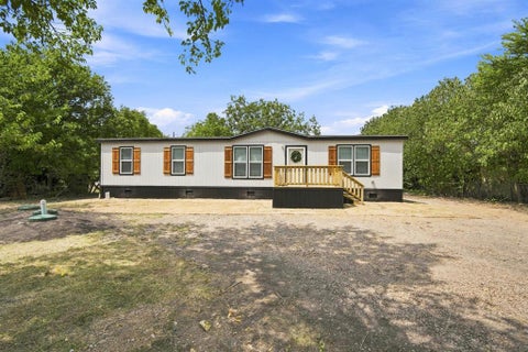 Photo of 205 Lazy Lane, Red Oak, TX 75154 (MLS # 21351368)