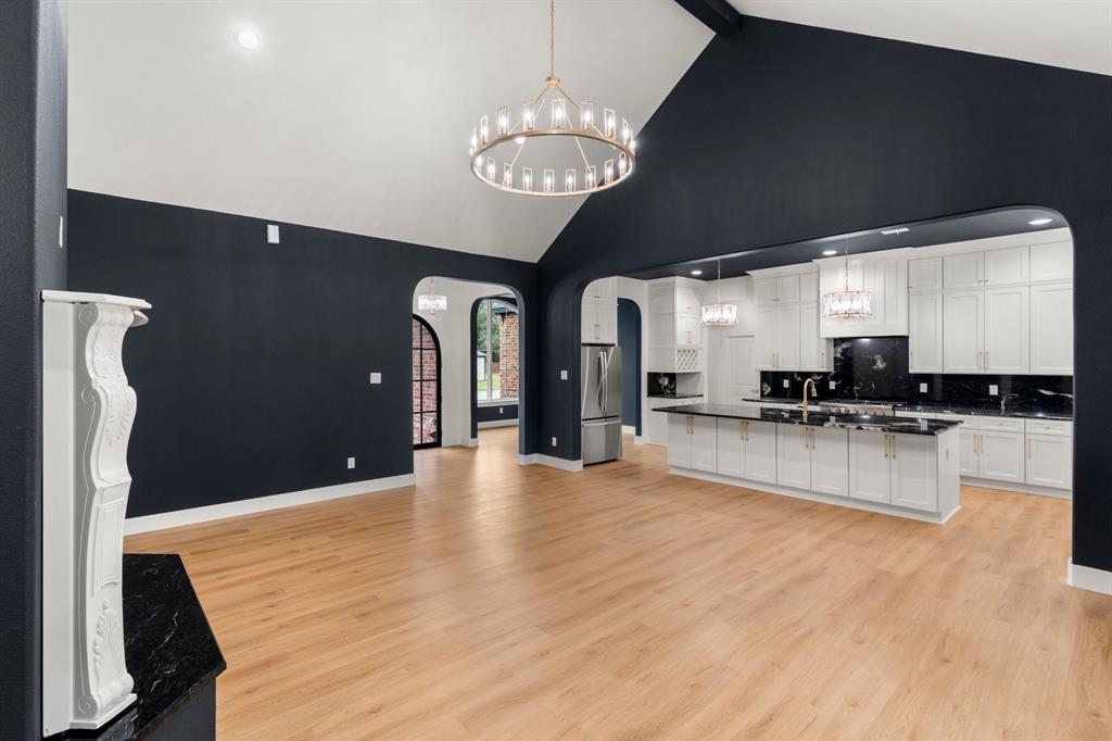 LAKEVIEW ESTATES - Residential