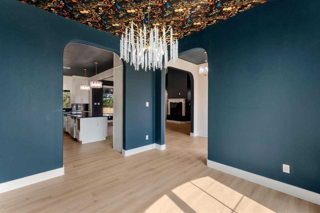 LAKEVIEW ESTATES - Residential