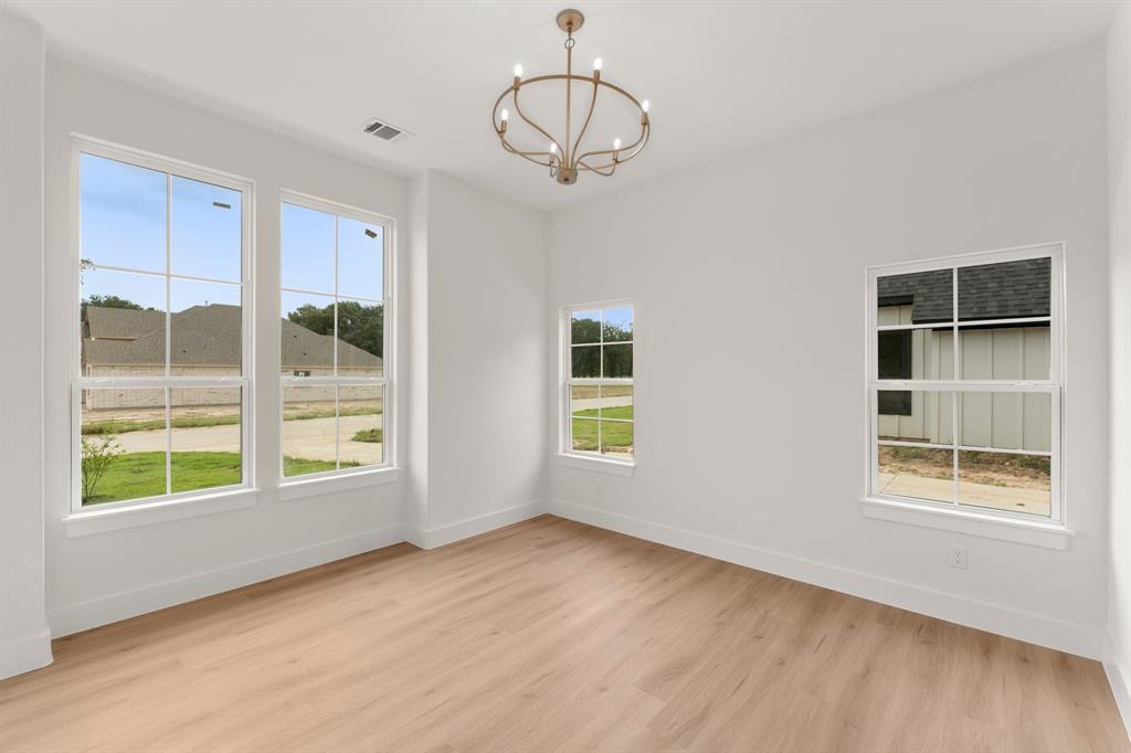 LAKEVIEW ESTATES - Residential