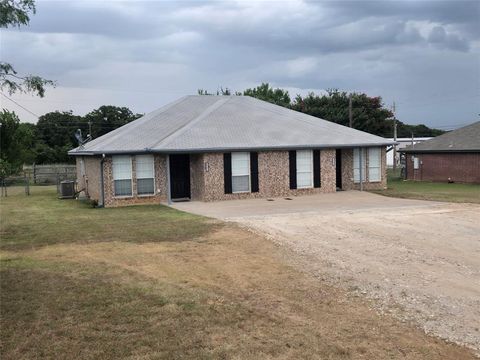 Photo of 2545 E Renfro Street #A, Burleson, TX 76028 (MLS # 21329278)