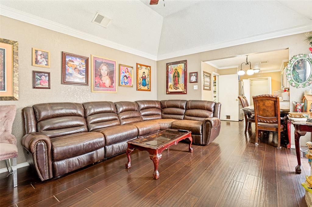 1325 Abbott Drive