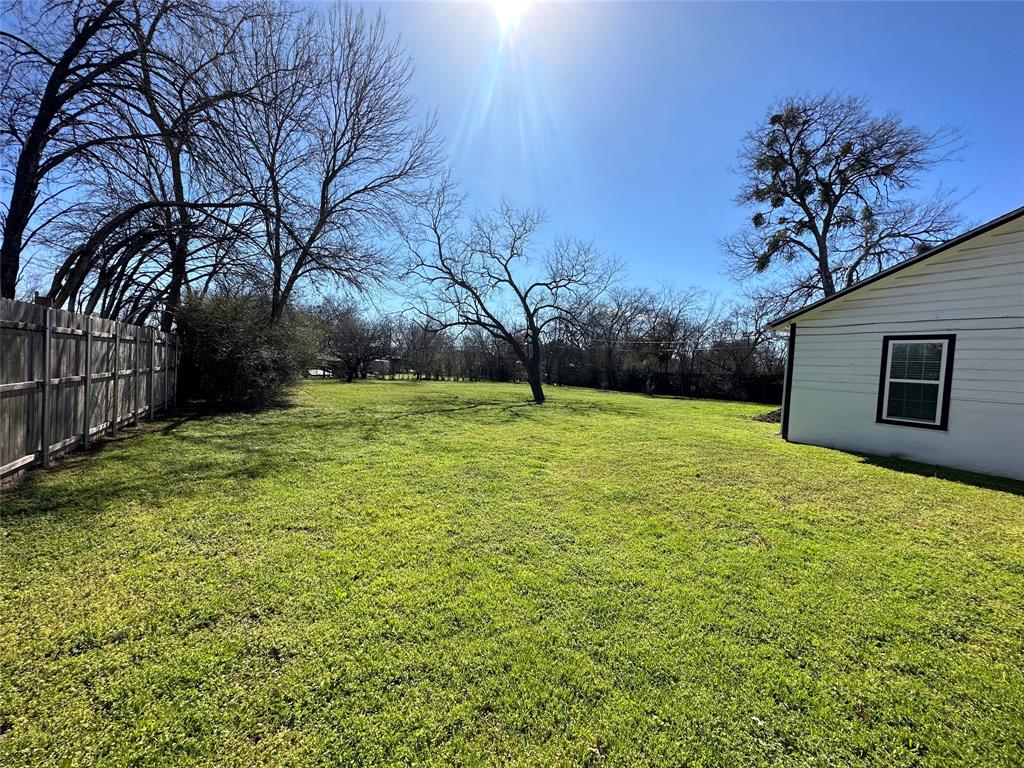 Meadow Oaks Add - Residential Lease