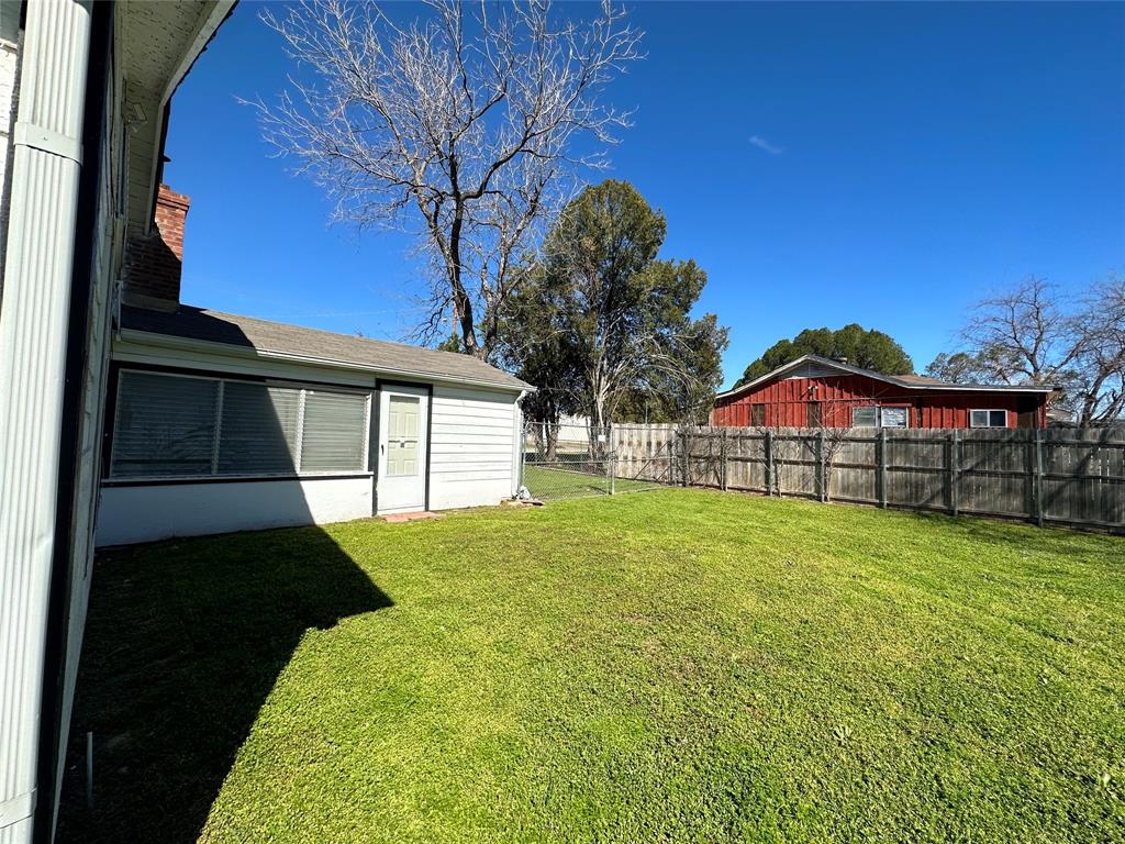 Meadow Oaks Add - Residential Lease