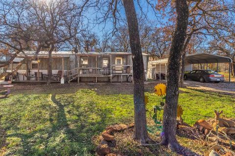 A home in Palo Pinto