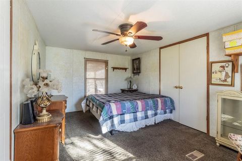 A home in Palo Pinto