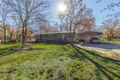 A home in Palo Pinto