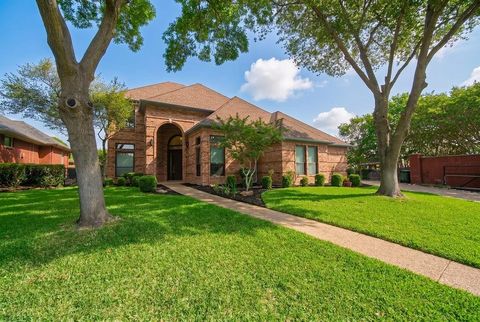 Photo of 2605 Mandy Way, Arlington, TX 76017 (MLS # 21253957)