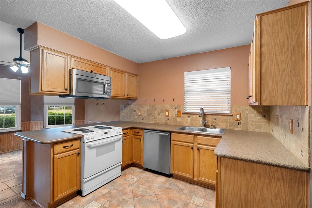 Stone Manor Add - Residential