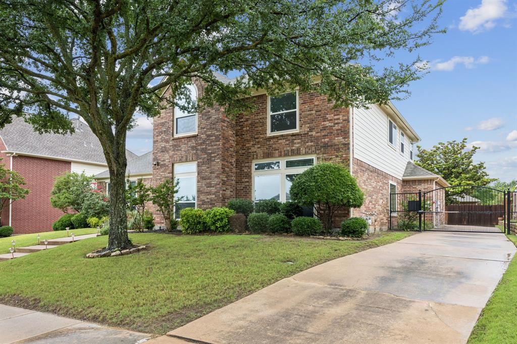 1608 Highland Oaks Drive