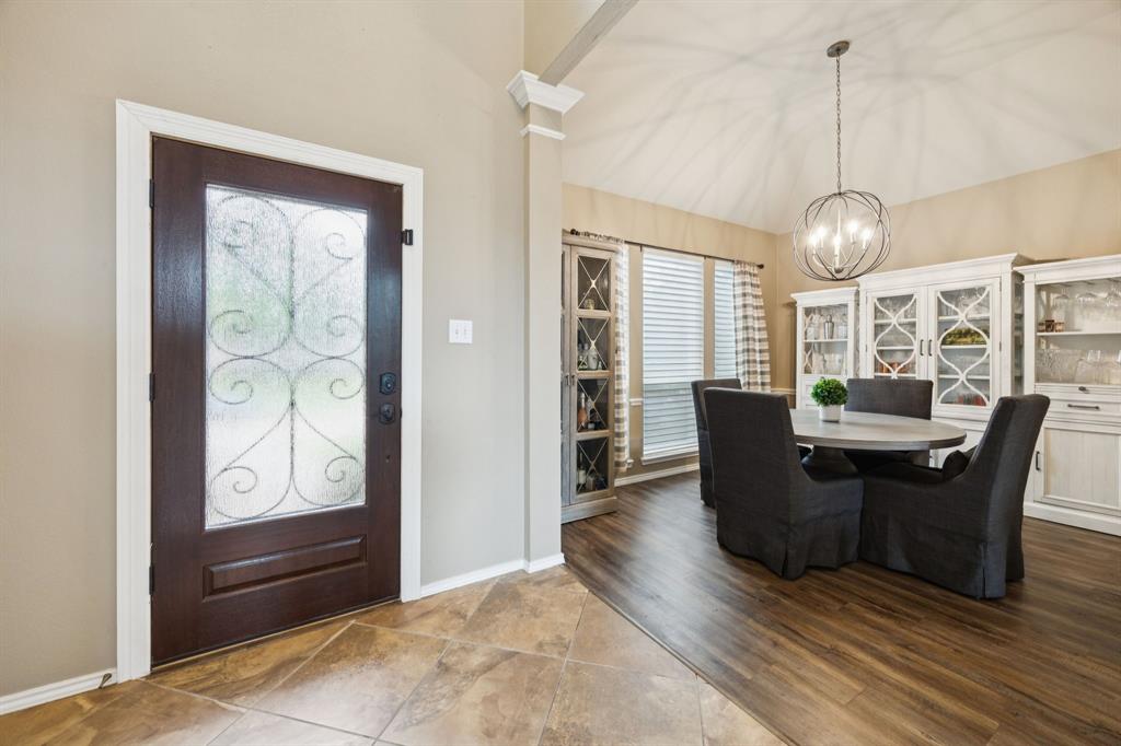1608 Highland Oaks Drive
