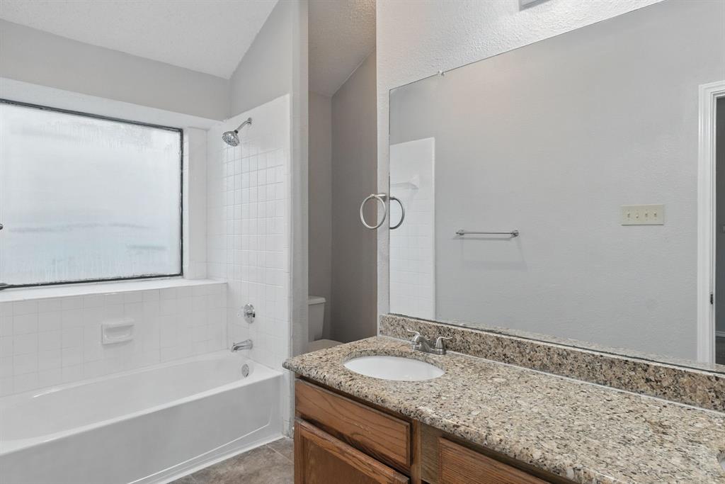 Lakecrest 02 - Residential