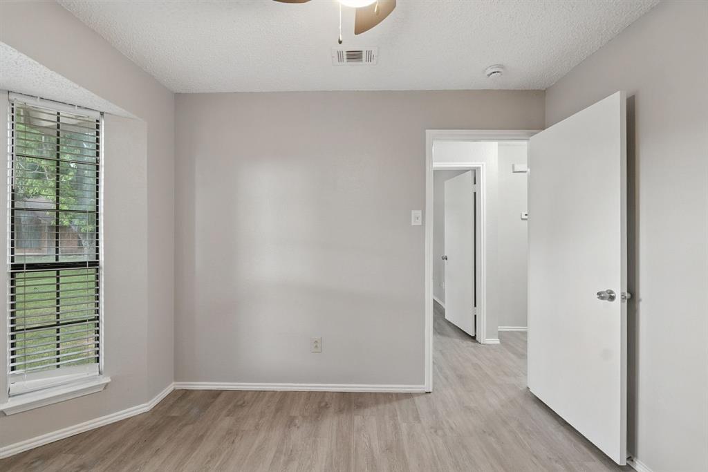 Lakecrest 02 - Residential