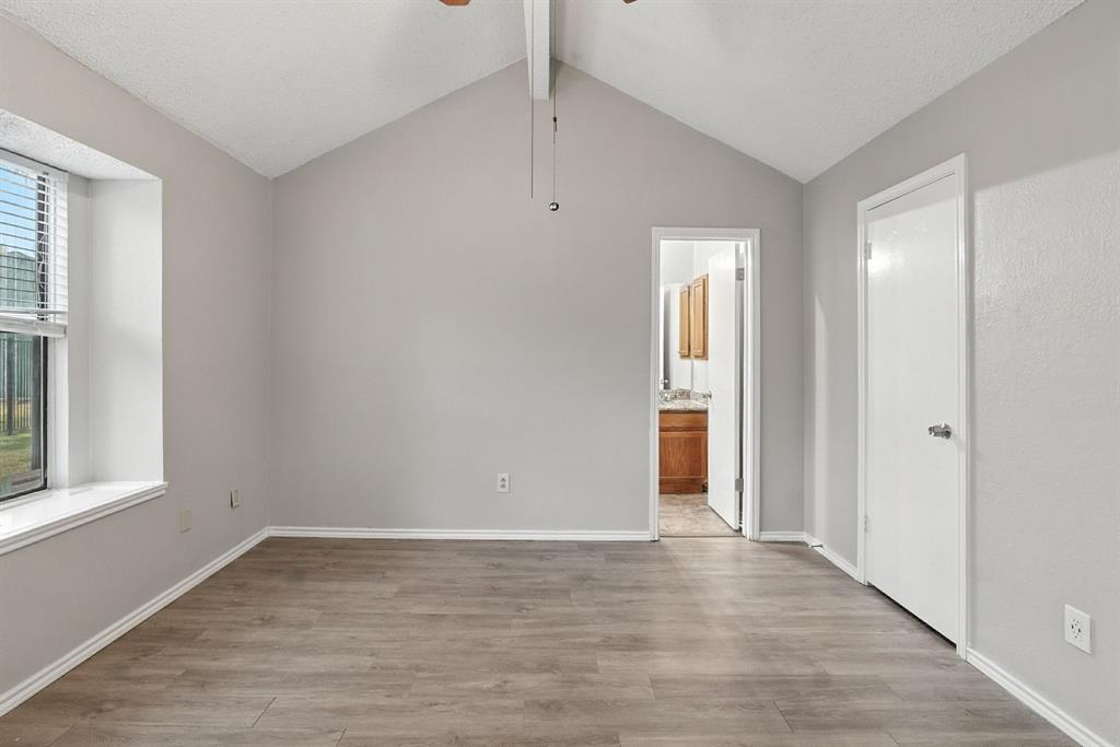 Lakecrest 02 - Residential