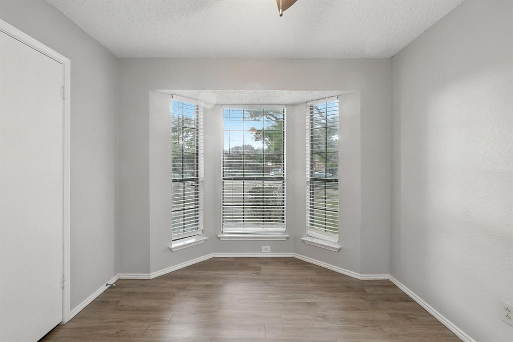 Lakecrest 02 - Residential