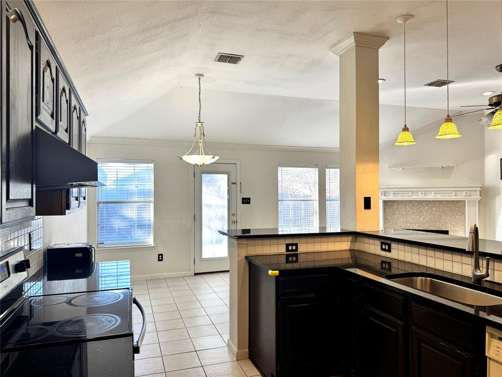 Corinthian Oaks - Residential