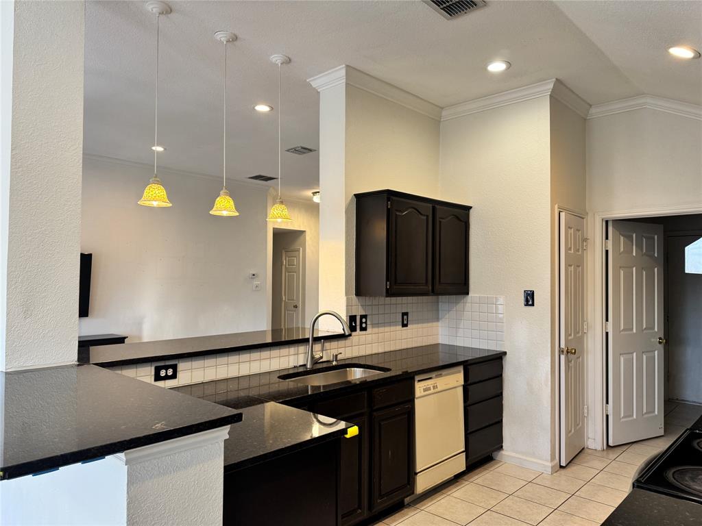 Corinthian Oaks - Residential