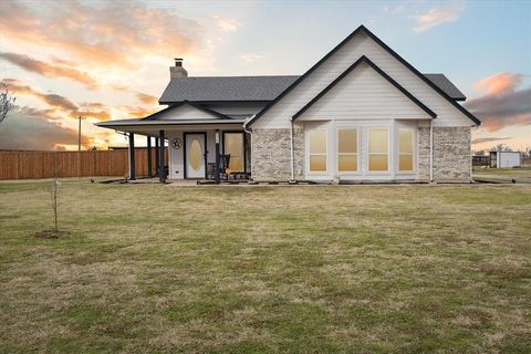 A home in Pilot Point