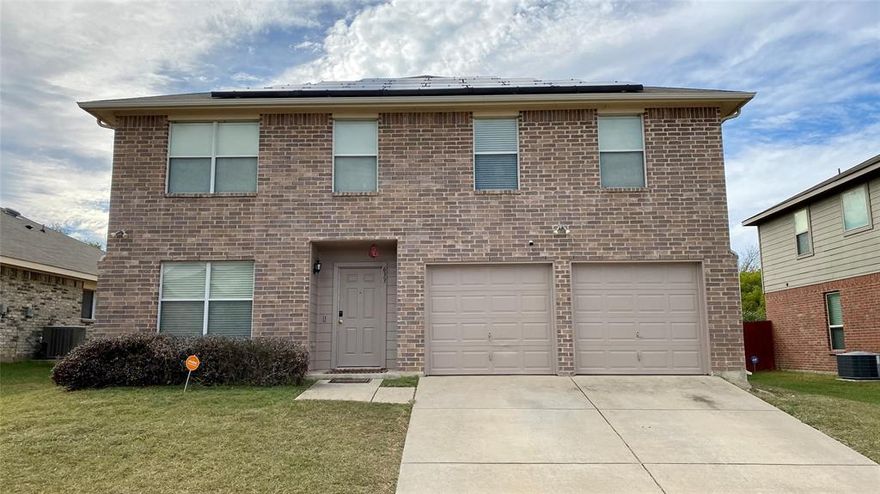 Essence V & Associates Presents This Beautiful Two Story Home For The Whole Family To Enjoy And Build Memories! 
This 4 Bedroom 2.1 Bathrooms With An Open Floor Plan On The First Floor Is A Great Place To Entertain Family And Friends For The Holidays! Upstairs Has A Second Family Entertainment Room For Games Or Movie Night! Large Master Suite With Dual Sinks, Garden Tub And Stand Up Shower! Large Back Yard Would Love Some TLC! Close To Shopping, Restaurants, Parks,  And Entertainment For The Family! Come And Make This Your Home!
Seller Will Need A Lease Back