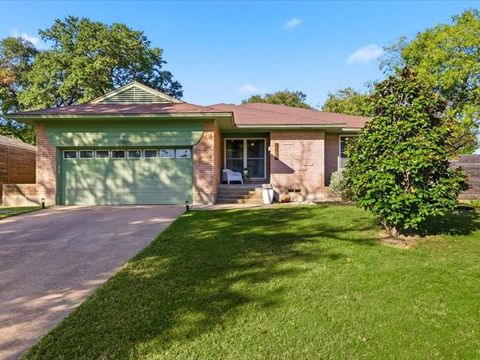 2330 Peavy Place Dallas TX 75228