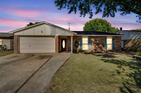 1530 Independence Trail Grand Prairie TX 75052