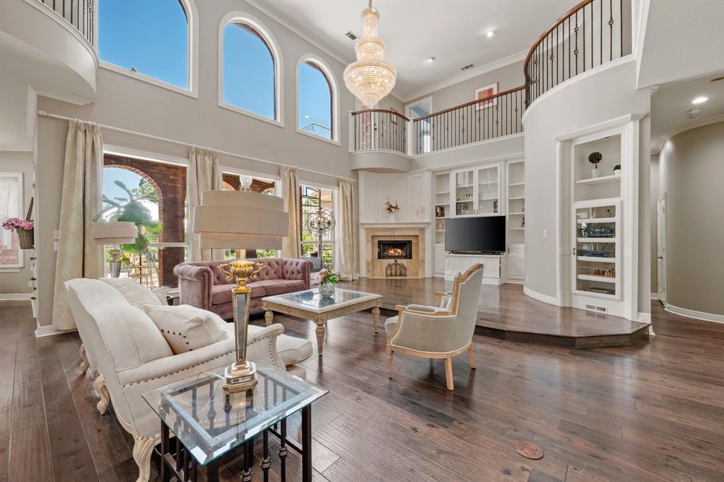 2906 Edgewood Lane