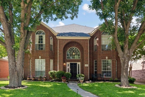 Photo of 11379 Lockshire Drive, Frisco, TX 75035 (MLS # 21408847)